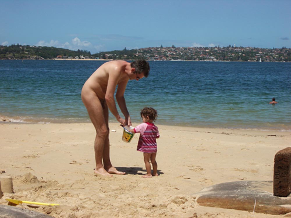 Naturisme et image du corps : ce que dit la science